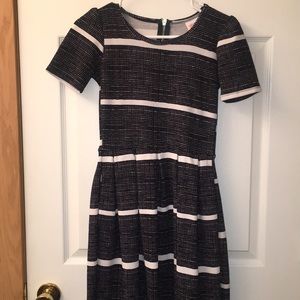 Lularoe Amelia
